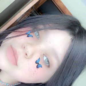 Meet your Posher, Emma